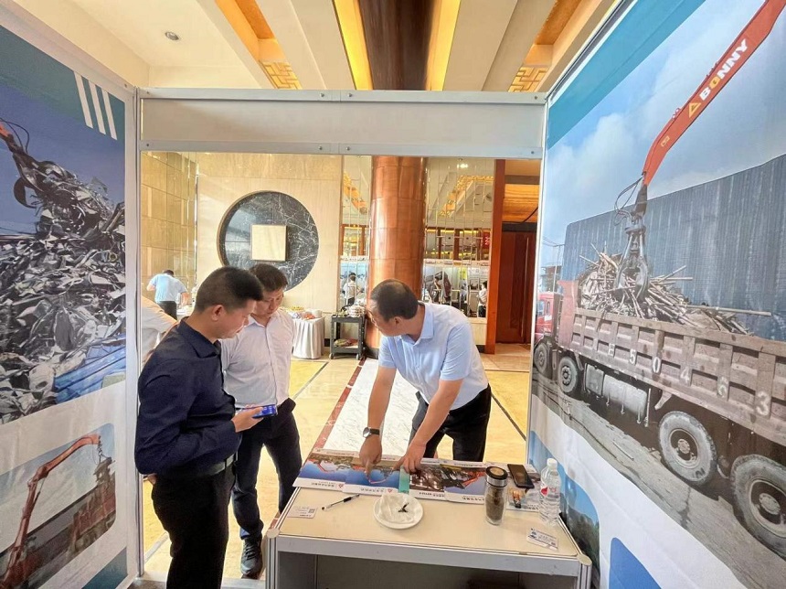 j9.com重机.jpg j9.com重机.jpg