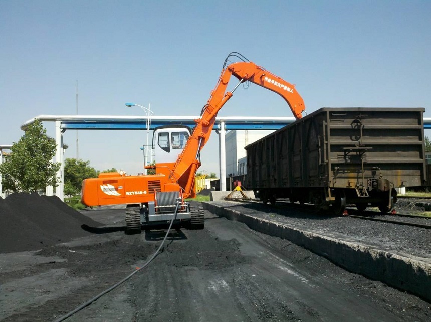 抓料机.jpg 抓料机.jpg