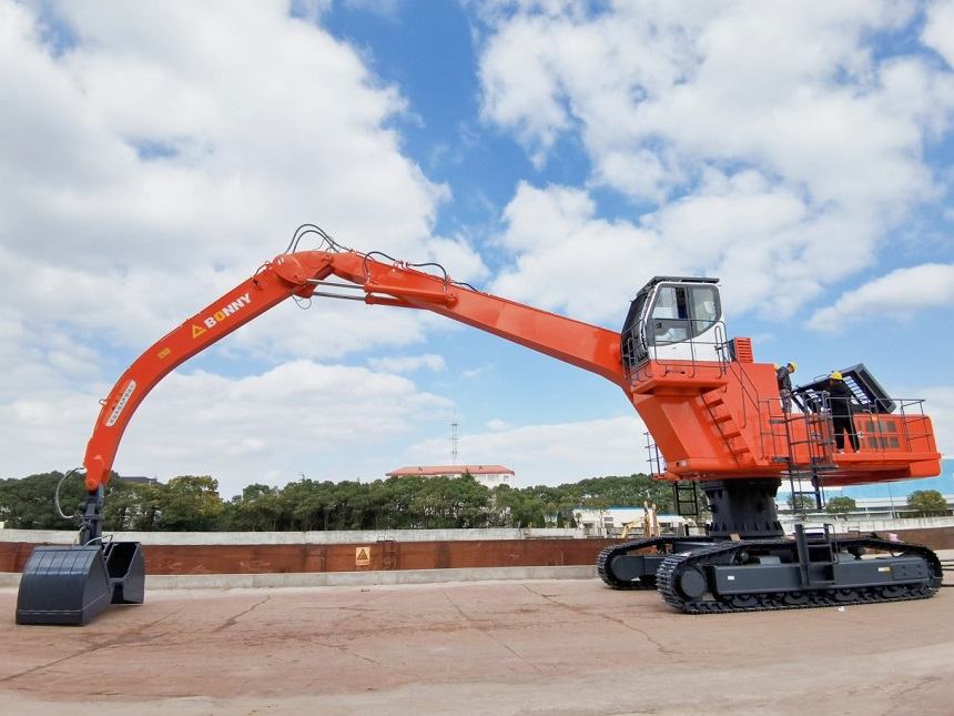 抓料机.jpg 抓料机.jpg