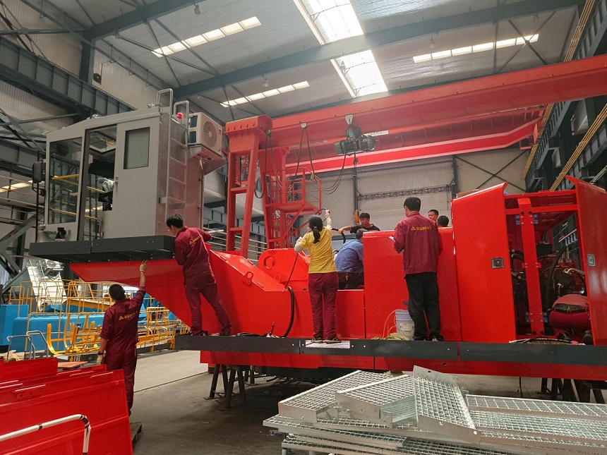 j9.com重机.jpg j9.com重机.jpg