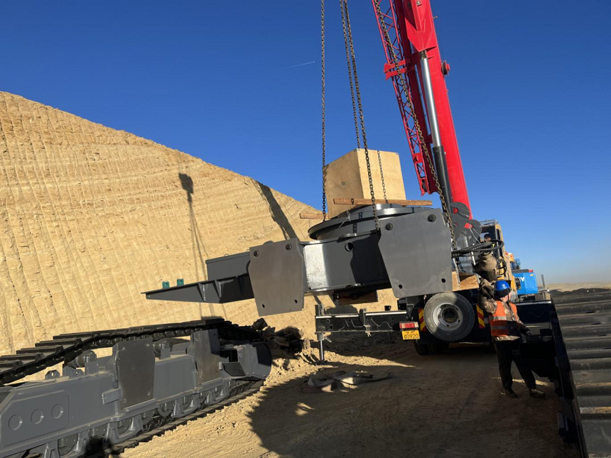 j9.com重机.png j9.com重机.png