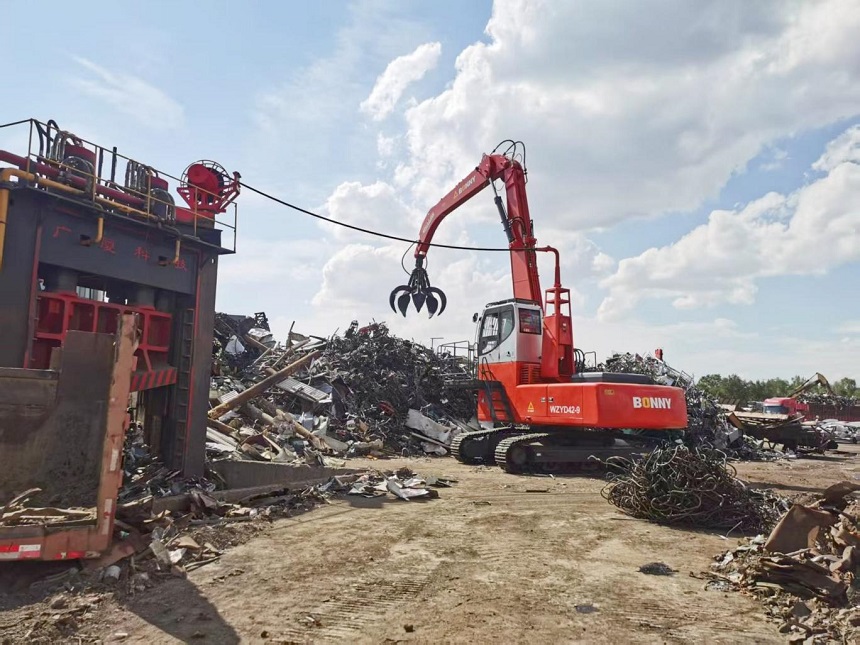 1759977026759583.jpg 抓料机.jpg